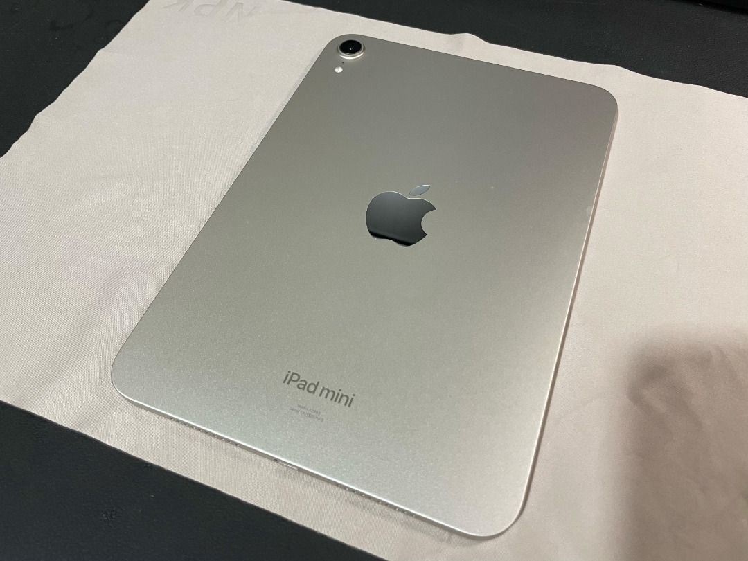 iPad Mini 7 Starlight (A17 Pro) Wifi 256gb (Category: iPad) located in Santa Maria. Submitted by declutterose (Listing ID 1465150119, Image 3). Description: Selling my iPad Mini 7 (A17 Pro) Wifi • Storage: 256gb • Color: Starlight • In excellent condition • Flawless body and screen • With screen protector since day 1 • NO wifi issue, NO battery issue • Complete with box and original charger • Free black folio case • Not hardly use, as I have iPad
