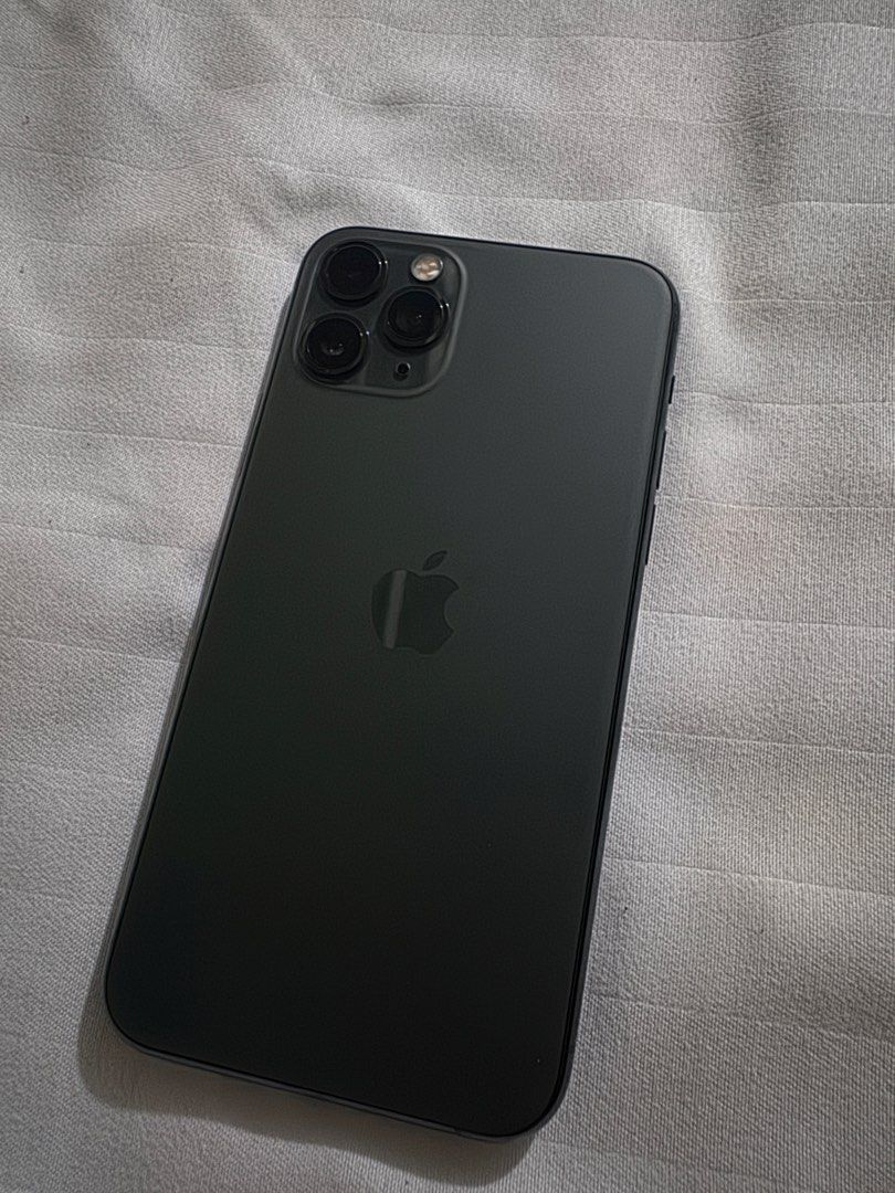 Iphone 11 pro 64gb FU (Category: iPhone 11 Series) located in Angeles City. Submitted by gracebyfaith (Listing ID 1465093266, Image 1). Description: for sale no history of repair rush need for tuition fee 64gb 71bh still long life since not replaced negotiable.