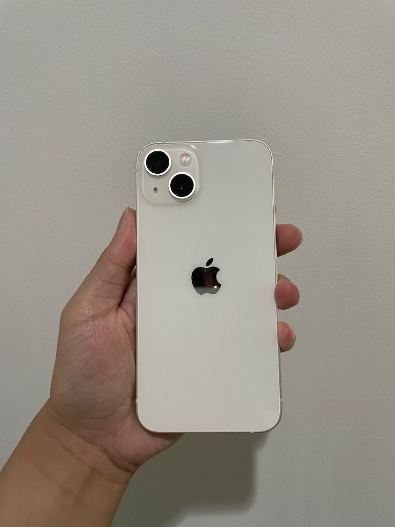 iPhone 13 128GB (Category: iPhone 13 Series) located in Dasmarinas. Submitted by mjmnl2003 (Listing ID 1464994744, Image 2). Description: Apple iPhone 13 128GB Starlight No issues Face ID, Front and Back Cam working Message for more details, reservation or transaction. Please only send offer for sure buyer. Meetup and Delivery is available..