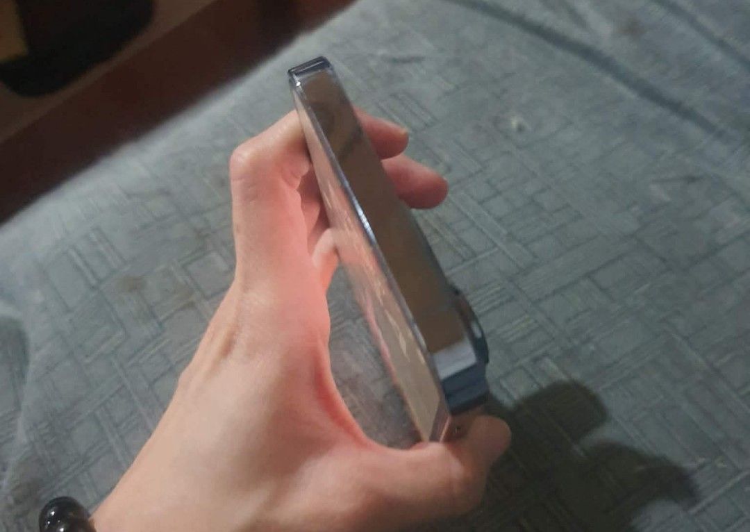 IPhone 13 Pro | 128gb (Category: iPhone 13 Series) located in Pasig City. Submitted by xjenn (Listing ID 1465076345, Image 2). Description: BH - 95% No Issue Unit only check all you want meet up only.