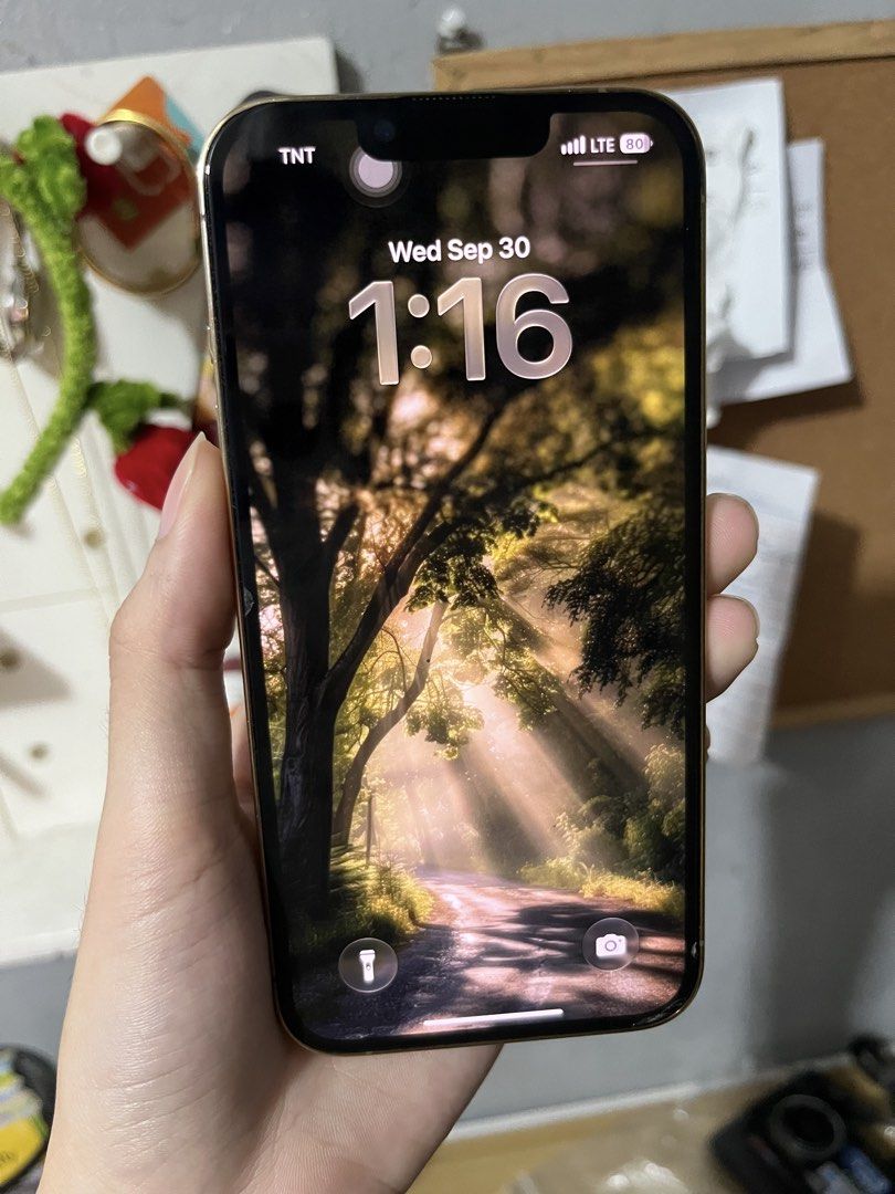 Iphone 13pro 128gb fu all working (Category: iPhone 13 Series) located in Manila. Submitted by hybrid.cam2004 (Listing ID 1465145974, Image 2). Description: iPhone 13 Pro FOR SALE/SWAP ADD AKO 10k -ZP/A -128GB -69% Battery Health *ORIGINAL -Updated latest iOS 27 -Openline any SIM -Fully working -UNLI TEST UNLI RESET Issue -dents on corner/scratch on lcd may tempered na/mild shakey sa 4k video sa hd steady naman Manila loc Unit case only Buy at yo