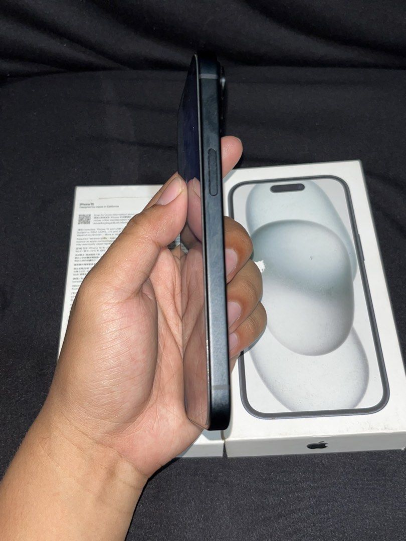 iPhone 15 128gb BLACK (Category: iPhone 15 Series) located in Manila. Submitted by iswitch (Listing ID 1465135049, Image 3). Description: ₱24,800 For SALE or SWAP to lower ios!!🍎 iPhone 15 128gb BLACK ZP/A variant Factory Unlocked✅ iOS version 26.6.1 Truetone ✅ Face ID✅ 97% battery health🔋 131 cycle count All workings No issue✅ No repair history✅ NTC Approved🇵🇭 Inclusion: Unit Original box Case Unli check upon meet up No return/refund once it