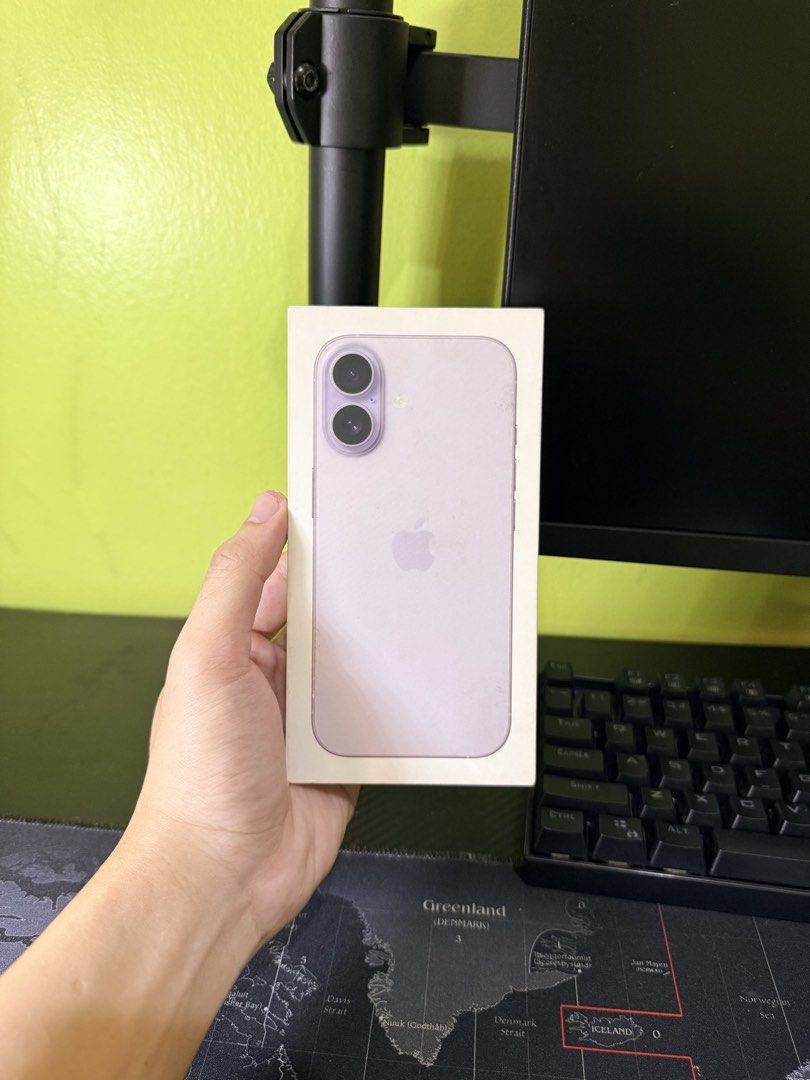 iPhone 17 512gb Lavander (Category: iPhone 17 Series) located in Manila. Submitted by sypaul04 (Listing ID 1465030161, Image 2). Description: iPhone 17 512gb "Lavander" Local Variant, NTC Approved 4X/A 4 Months Old Warranty until May 28, 2027 No history of repair, no issue Complete package with extra case 72k bili Selling for 55k only. Lowest in the market. Fixed. Pm nalang pag kunin na. Meet up around ncr 📍 Taguig.