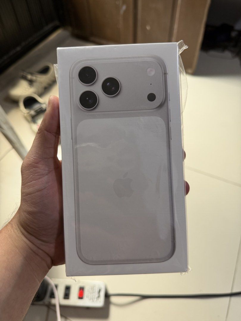 Iphone 17 Pro Max 256gb brandnew (Category: iPhone 17 Series) located in Manila. Submitted by jmdelfin23 (Listing ID 1465047540, Image 1). Description: For sale Brandnew sealed Iphone 17 Pro Max 256gb Silver Factory unlocked Local variant /ntc 1 year apple warranty Meetup or pickup Commonwealth qc Sm north Trinoma Munoz.