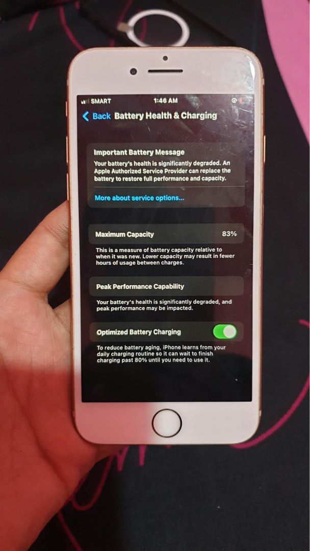 iPhone 7 (Category: iPhone 7 Series) located in Manila. Submitted by roxkim01 (Listing ID 1464974783, Image 2). Description: Issue may Basta sa screen pero good condition .