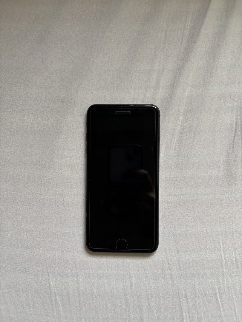 iPhone 8 Plus 256gb (Category: Others) located in Padre Garcia. Submitted by chrisales00 (Listing ID 1465070913, Image 2). Description: FOR SALE iPhone 8 plus black (256gb) - No SIM Restriction - 100% Battery Health - 256gb - 9/10 condition (smooth & good as new) - ₱8k (slighty negotiable).