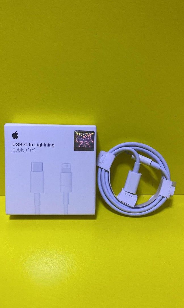 iPhone usb-c to lightning cable charger (Category: Chargers & Cables) located in Manila. Submitted by milasgadgetph (Listing ID 1465168894, Image 1). Description: .