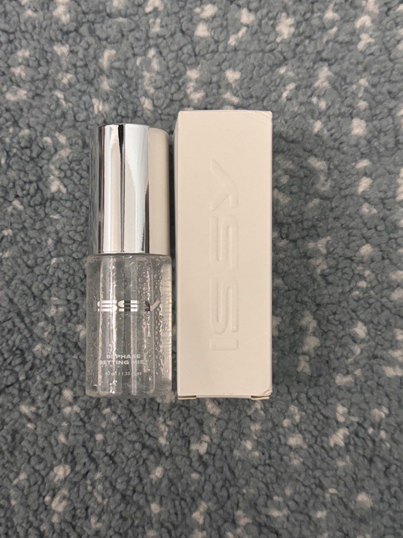 Issy Biphase Setting Mist 40ml (Category: Face Care) located in Cavite. Submitted by beatricee.e (Listing ID 1465040796, Image 1). Description: - MOD: LALAMOVE - MOP: GCASH - Brand: Issy Biphase Setting Mist - Size: 40ml - Condition: Brand new, never opened or used, comes with original white embossed box - Shelf Life: Manufactured April 2025, Expires April 2028 .