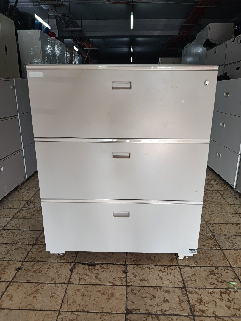 Itoki Thinline Safe GTM-10EC-WE Fire Resistive Filing Cabinet (Category: Office Furniture & Fixtures) located in Quezon City. Submitted by kevinmacabata12997160 (Listing ID 1464971452, Image 2). Description: - Brand/Model: Itoki Thinline Safe GTM-10EC-WE - Origin: Made in Japan (Serial No. 0709) - Type: 3-drawer heavy-duty fire-resistive filing cabinet - Fire Rating: 1 hour fire protection - Dimensions: 90cm (L) x 45cm (W) x 110cm (H) - Weight: 1