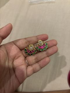 (Category: ) located in . Submitted by preloved_02 (Listing ID 1465006710, Image 1). Description: .