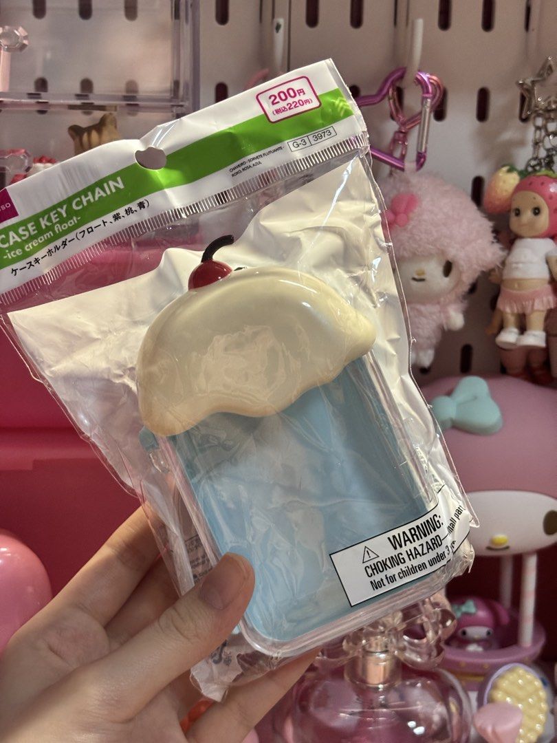 Japan Soda Ice Cream Float Container Keychain (Category: Vintage Collectibles) located in San Juan City. Submitted by glitznpops.ph (Listing ID 1465010677, Image 2). Description: ~ You can store your figures here like Sonny angel, Sylvanian Critters and etc!!<33 ~ Bought this from Japan! :D.