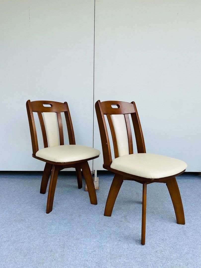 “JAPAN SURPLUS” 2PCS SWIVEL DINING CHAIRS (Category: Chairs) located in Bulacan. Submitted by monmon555 (Listing ID 1465086510, Image 3). Description: “JAPAN SURPLUS” 2PCS SWIVEL DINING CHAIRS SIZE: 19L” x 19W” x 17Sh” x 32H” (AS-IS ITEM) IN GOOD CONDITION.