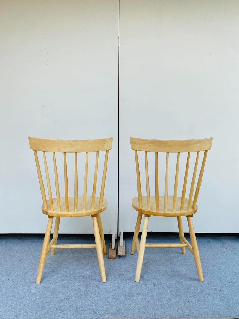 “JAPAN SURPLUS” 2PCS WINDSOR DINING CHAIRS (Category: Chairs) located in Bulacan. Submitted by monmon555 (Listing ID 1465090895, Image 1). Description: “JAPAN SURPLUS” 2PCS WINDSOR DINING CHAIRS SIZE: 17L” x 17W” x 18Sh” x 34H” inches (AS-IS ITEM) IN GOOD CONDITION.