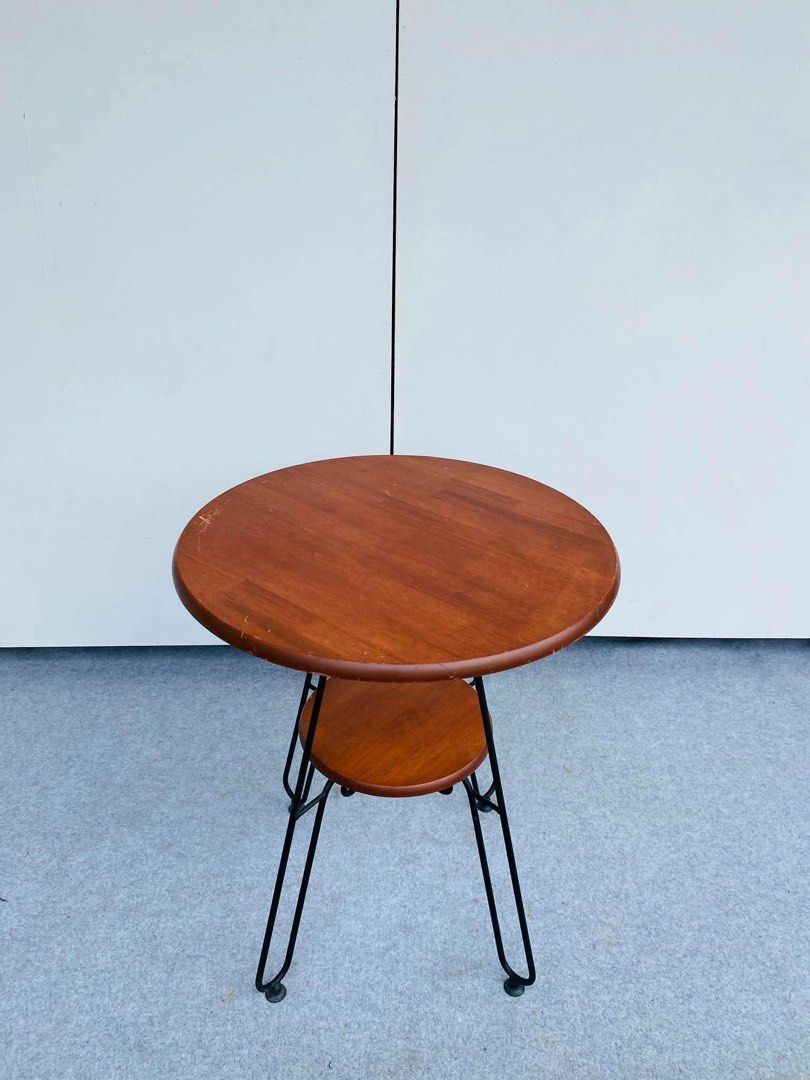 “JAPAN SURPLUS” ROUND COFFEE TABLE (Category: Tables & Sets) located in Bulacan. Submitted by monmon555 (Listing ID 1465089075, Image 1). Description: “JAPAN SURPLUS” ROUND COFFEE TABLE SIZE: 24D” x 28H” inches (AS-IS ITEM) IN GOOD CONDITION.