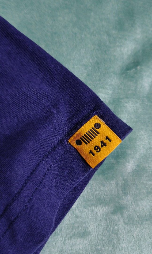 Jeep t-shirt (Category: Tshirts & Polo Shirts ) located in Cebu City. Submitted by hvthrift (Listing ID 1465110191, Image 2). Description: Size L to XL Dimes - W21 x L28 Good condition MOP: Gcash or Maribank.