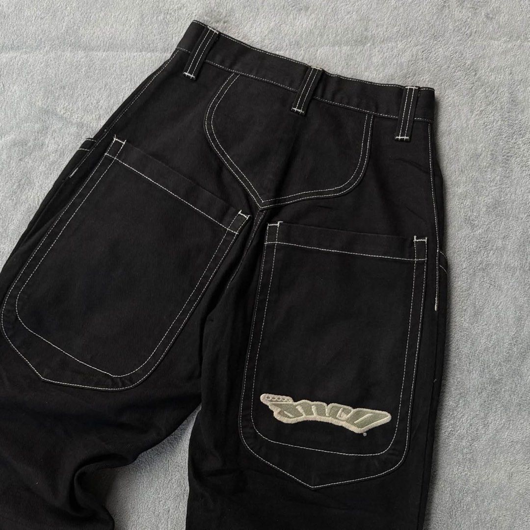 Jnco Jeans The Low Down (Category: Jeans) located in Manila. Submitted by bdimo9 (Listing ID 1465058184, Image 3). Description: DETAILS MEASUREMENTS TAGGED SIZE: —26 WAIST: —27 LEG OPENING: —10 TOTAL LENGTH: —42 • Signature contrast white stitching throughout • Large back patch pockets • Additional side utility/cargo pocket detailing • JNCO logo embroidery on back pocket • JNCO-branded metal waist button • Curved pocket stitching • Reinforced sti