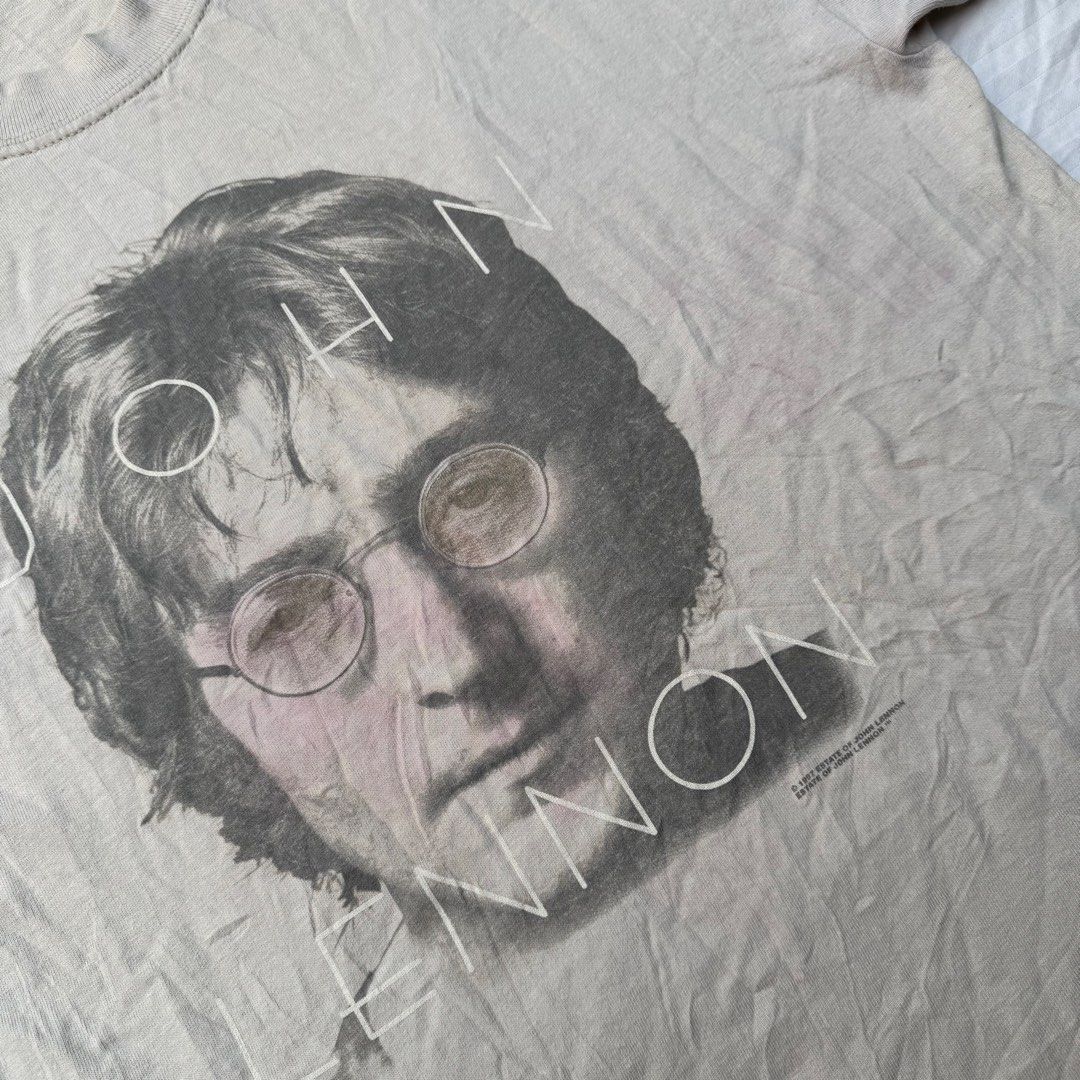 JOHN LENNON (Category: Tshirts & Polo Shirts ) located in Pasig City. Submitted by jaaard (Listing ID 1464987593, Image 2). Description: Size large 22.5x29 Vgood condition need wash.