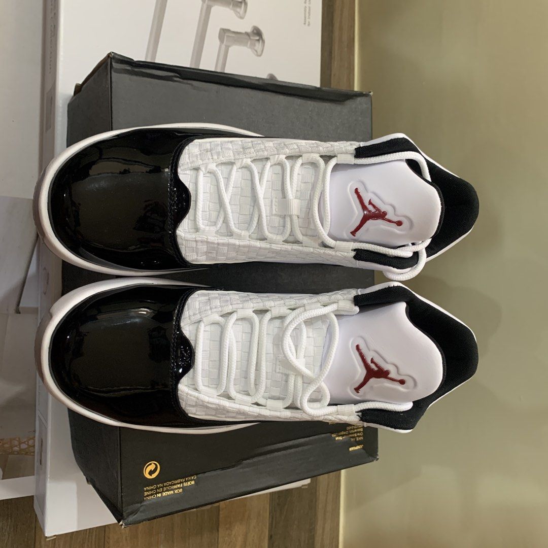 Jordan Max Aura 2 (Category: Sneakers) located in Malasiqui. Submitted by Ellllee (Listing ID 1465073763, Image 2). Description: Jordan Max Aura 2 100% Original - Iconic White/Black/Red - Brand new/Pristine, soles are completely clean with zero signs of wear -No box.