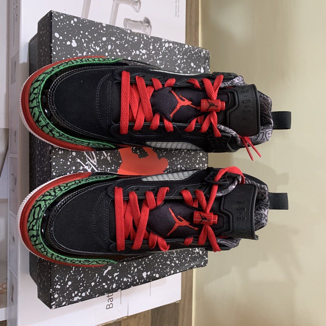 Jordan Spizike Low OG (Category: Sneakers) located in Malasiqui. Submitted by Ellllee (Listing ID 1465074417, Image 2). Description: Jordan Spizike Low OG 100% Original - Black, Red, and Green - With Original box .