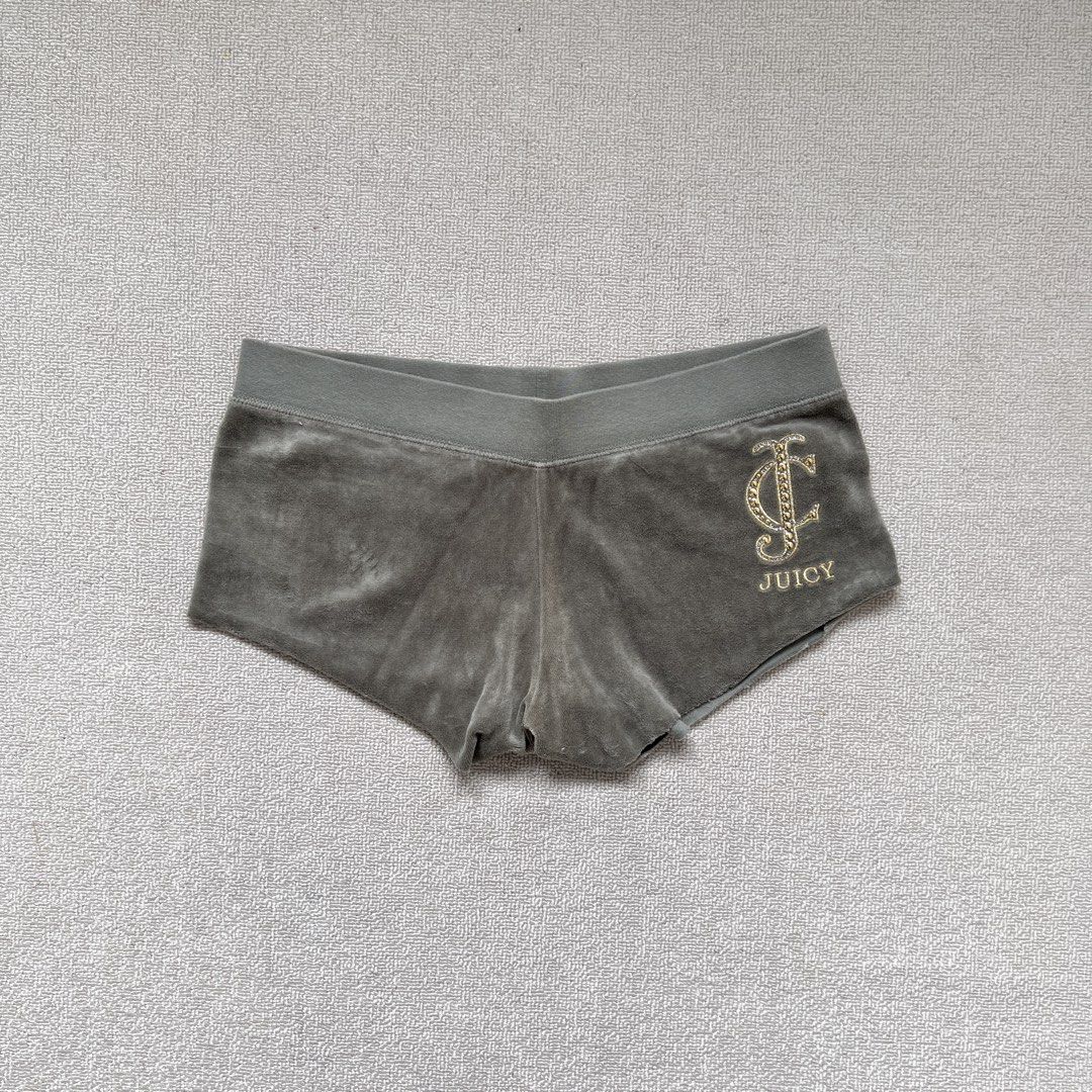 juicy couture bundle dolphin shorts (Category: Shorts) located in Limay. Submitted by budolfindsrawrawr (Listing ID 1465076356, Image 1). Description: juicy c green booty shorts - w29/30 h17 l11 juicy c pink booty shorts - w28/30 h17 l11.5.