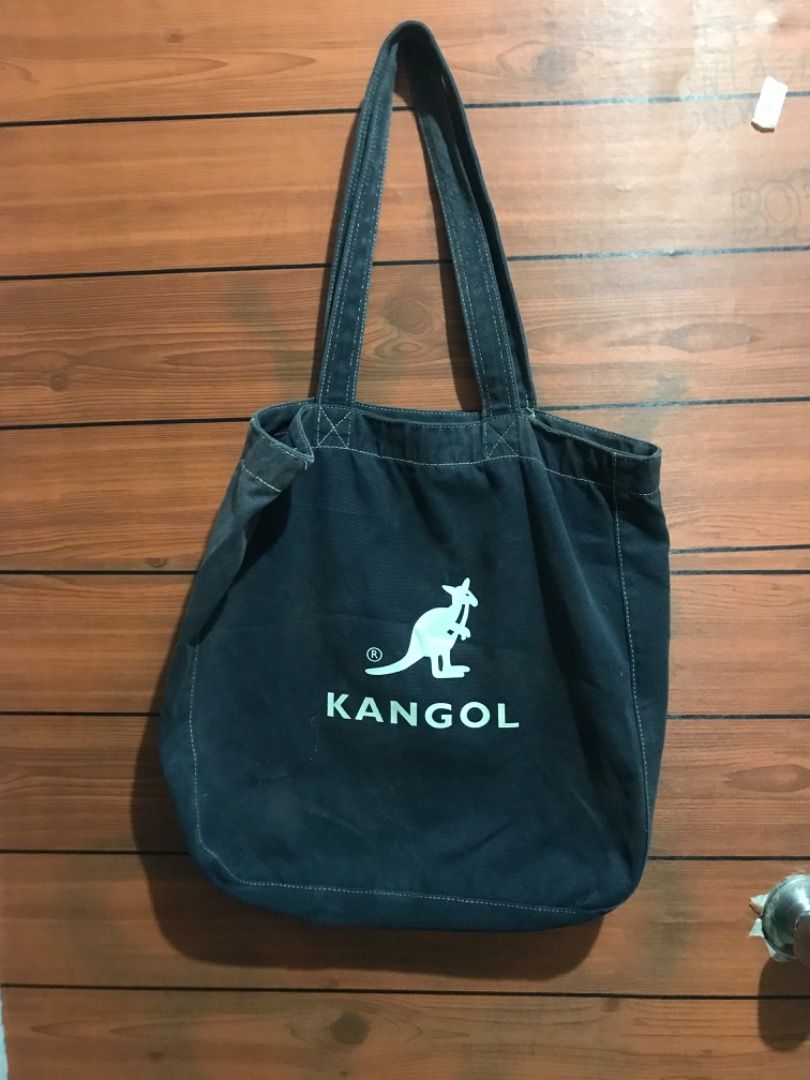 Kangol Totebag Authentic (Category: Tote Bags) located in San Jose. Submitted by thriftthe19th (Listing ID 1465141886, Image 1). Description: Authentic .