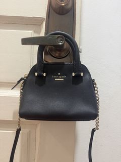 (Category: ) located in . Submitted by mycloset.fashion (Listing ID 1465034775, Image 1). Description: .