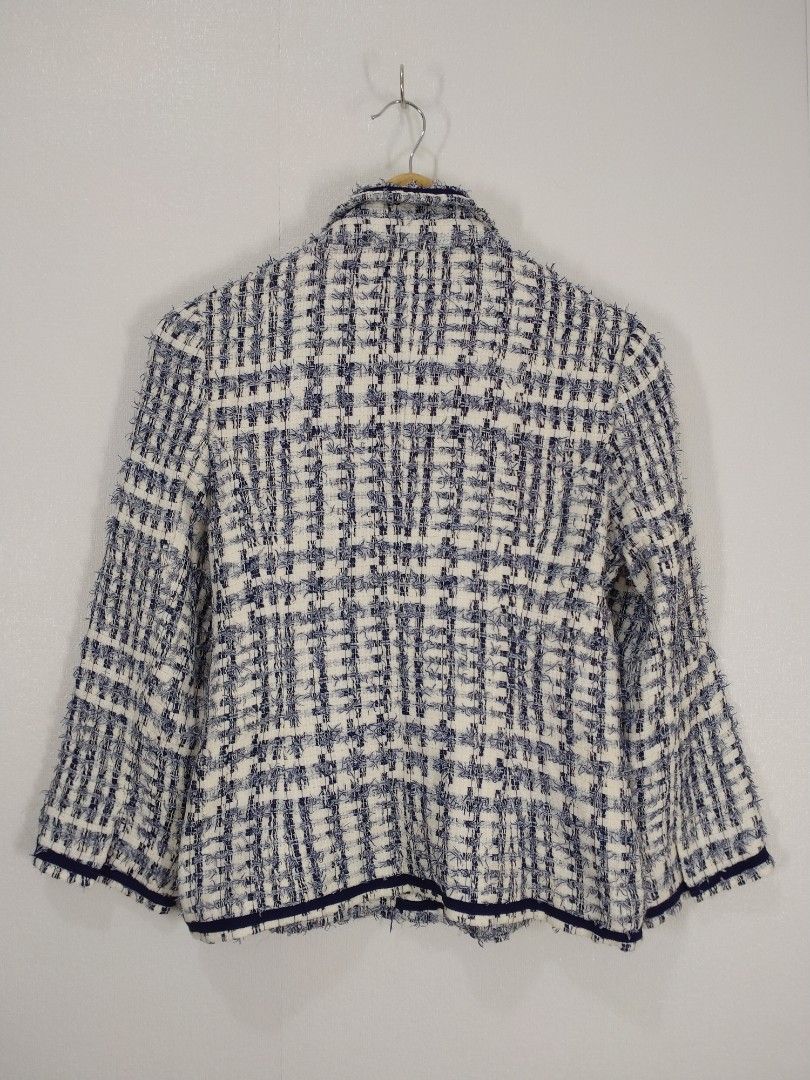 KATE SPADE TWEED JACKET (Category: Coats, Jackets and Outerwear) located in Baguio. Submitted by dansteals (Listing ID 1465051366, Image 2). Description: 23 X 19 SMALL no issue.