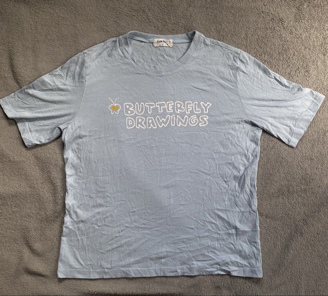 KEITH HARING (Category: Shirts) located in Dalaguete. Submitted by mrthrift. (Listing ID 1464983965, Image 1). Description: 19x23.5 EXCELLENT CONDITION COLOR RATE 10/10 DM📩 LOC CEBU PROVINCE.