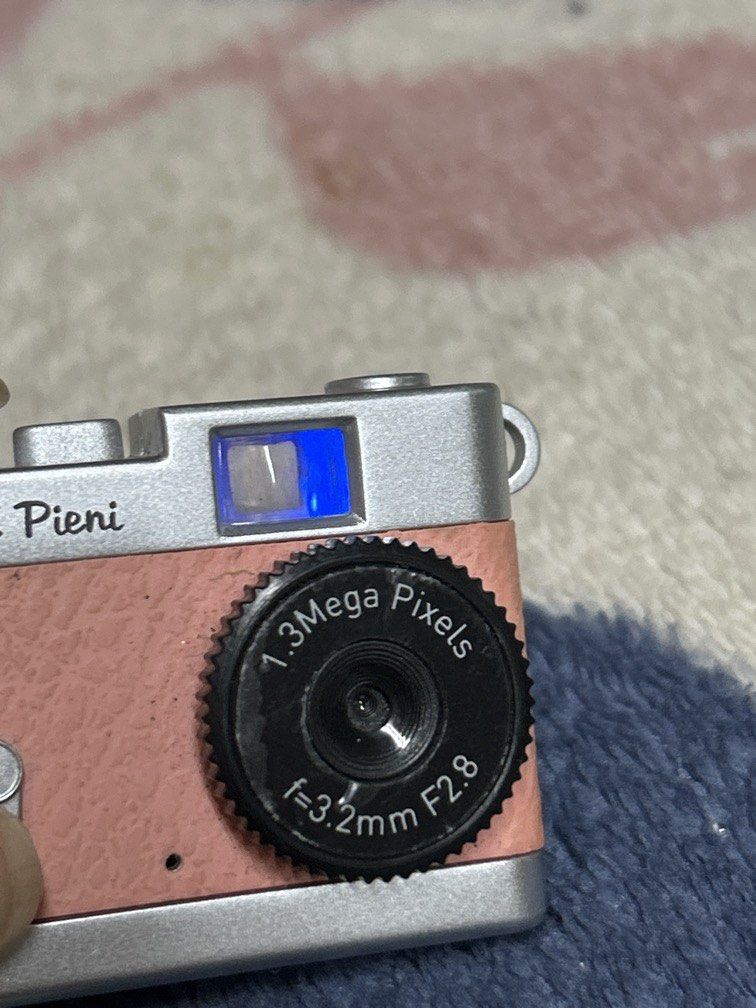 Kenko DSC Pieni ultra mini digital toy camera (Category: Cameras) located in Malolos. Submitted by risen___ (Listing ID 1465005430, Image 3). Description: .