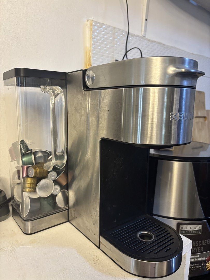 Keurig single serve coffee maker (Category: Other Kitchen Appliances) located in Quezon City. Submitted by miss.fullmoon (Listing ID 1464983001, Image 3). Description: 110 volts.