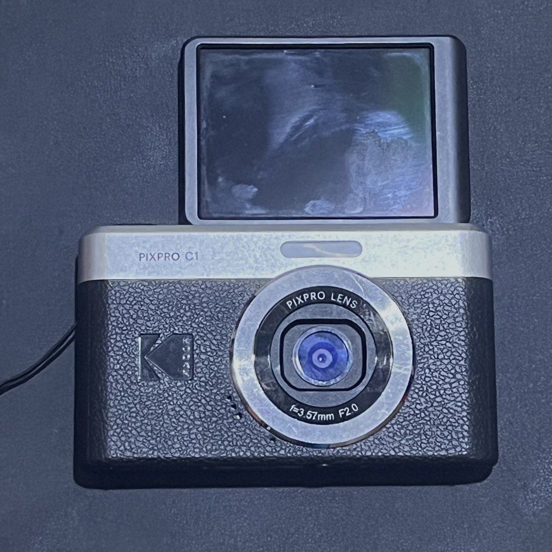 kodak pixpro c1 (Category: Cameras) located in Manila. Submitted by filmthedreams (Listing ID 1465103851, Image 1). Description: ꩜ kodak pixpro c1 🏷️ ₱ 4300 (fixed!) ★ details: 9/10 body cosmetics = sign of usage 13 megapixels / 4x optical zoom 🍀 NO ISSUES! ★ inclusions: camera & strap only! 📍sampaloc manila 🧾 gcash | maya (first to pay basis) 🧤open for meet ups (lrt legarda & sm sta mesa/manila) 📦 lalamove & lbc (sf shouldered by buyer) ★ 