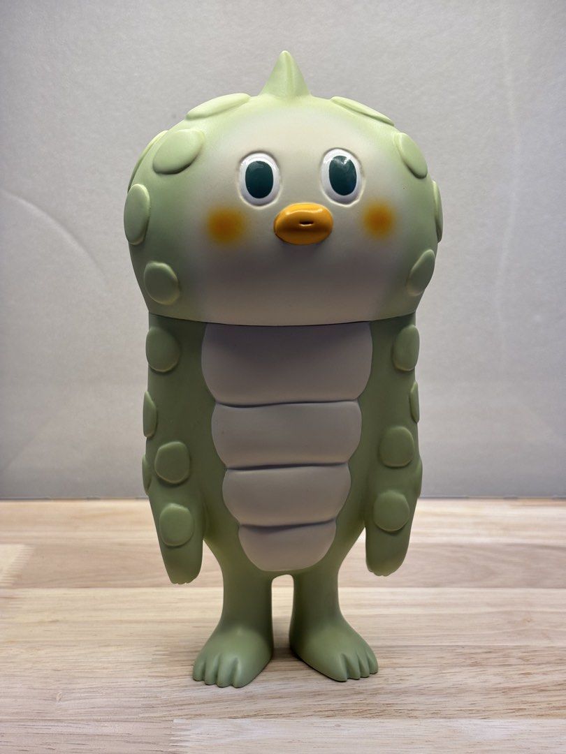 Kohei Ogawa x Lily x How2work (Category: Designer & Blind Box Toys) located in Manila. Submitted by akosijuan15 (Listing ID 1465138850, Image 2). Description: Kohei Ogawa x Lily Complete with box Pm for more details.