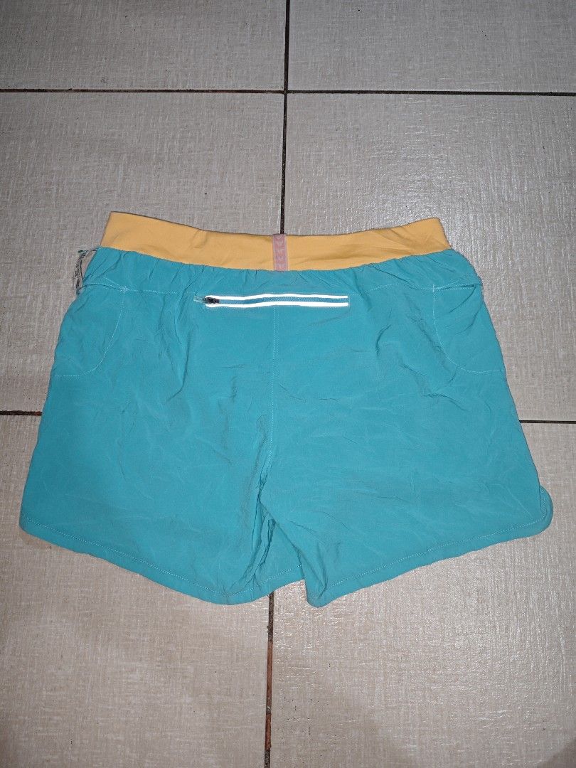 Korsa Short Size M (Category: Activewear) located in Manila. Submitted by lilianapat52117 (Listing ID 1465114034, Image 3). Description: KORSA SHORT W/ INNER LINING REFLECTIVE DESIGN 5 POCKETS (3ZIP) AQUABLUE MEDIUM WAIST 30-34 LENGTH 12½ EUC NO ISSUES 400.