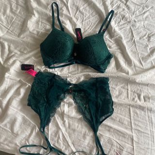 (Category: ) located in . Submitted by lovegoeson (Listing ID 1465139340, Image 1). Description: .