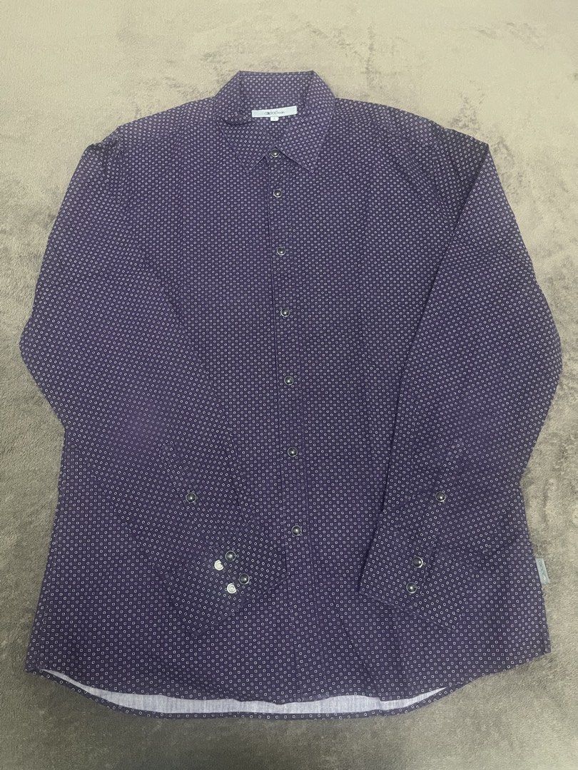 LARGE - G2000 Man - printed purple longsleeves (Category: Formal Shirts) located in Paranaque City. Submitted by regina_sy (Listing ID 1465018671, Image 2). Description: NO issue MOP: GCASH J&T Express delivery (SF c/o BUYER) * Parcel Drop-off (J&T Branch) WEEKENDS only NO WW photo 📍MNL .
