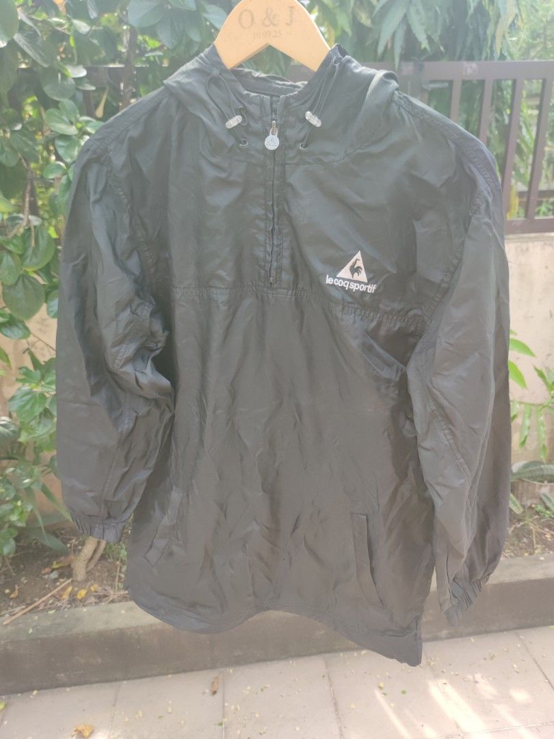 Le Cow Sportif Quarter Zip Jacket (Category: Coats, Jackets and Outerwear) located in Pasig City. Submitted by ftwind (Listing ID 1465006158, Image 1). Description: .