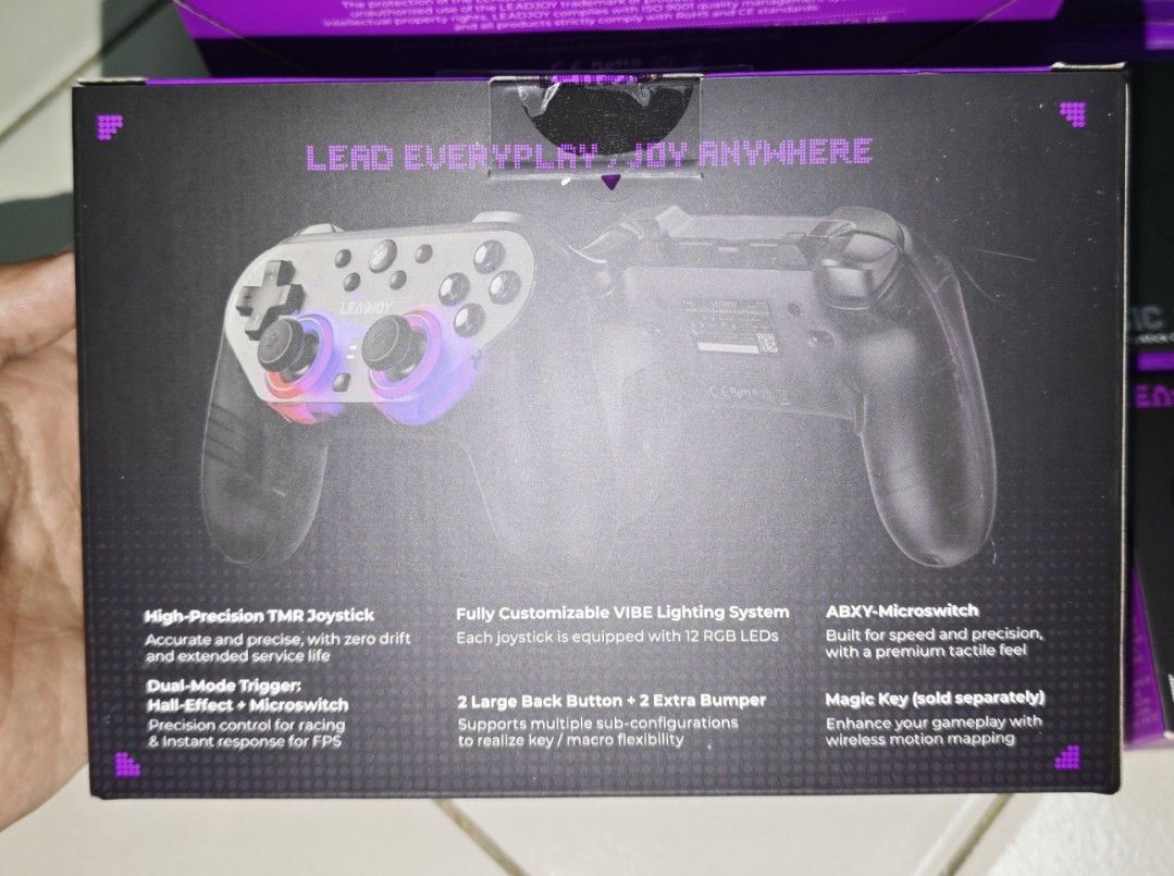 LEADJOY Saber Plus Multi-Platform Wireless Controller (Category: Controllers) located in Kuala Langat. Submitted by rezqiyusufcowarehouse (Listing ID 1465013301, Image 2). Description: Sealed Box *one bundle set + Magic Key Motion Mapping Module + Magic Cap No.1 x2box + Magic Cap No.2 1box + Storage Bag Organizer.