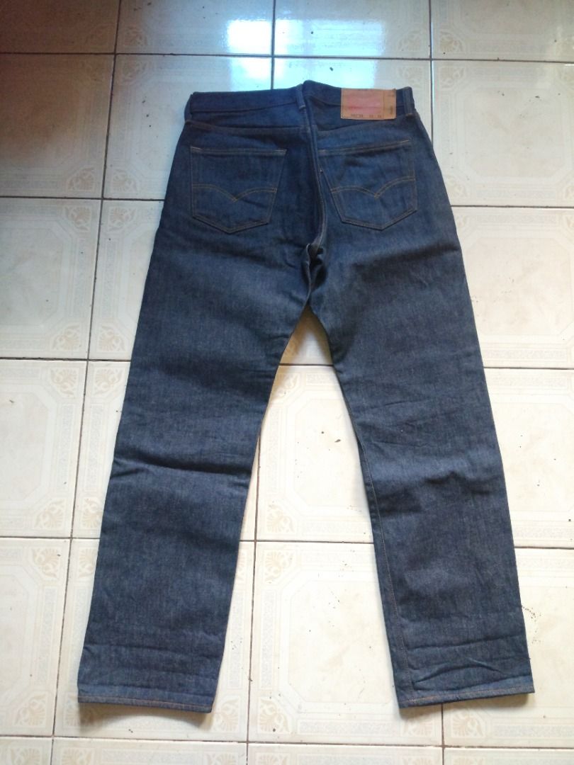 Levis 501XX Jean 33.5 actual (Category: Jeans) located in Pasay City. Submitted by denimdude.ph (Listing ID 1465044889, Image 2). Description: .