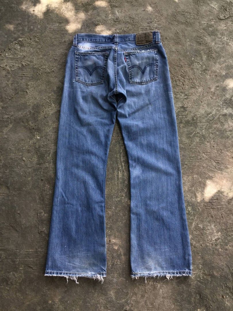 Levi's Bootcut (Category: Jeans) located in Calamba. Submitted by mysticcat-5ccee5 (Listing ID 1465054711, Image 2). Description: 📌Levi’s Low Boot Cut Jeans Size 31 on Tag Dimes💸 Waist-32 Length-41 Hem-9.5 Good to Used Condition 7/10 Cr Issue:Heeldrag/Scratches/Pinhole 💸999+Shipping Fee.