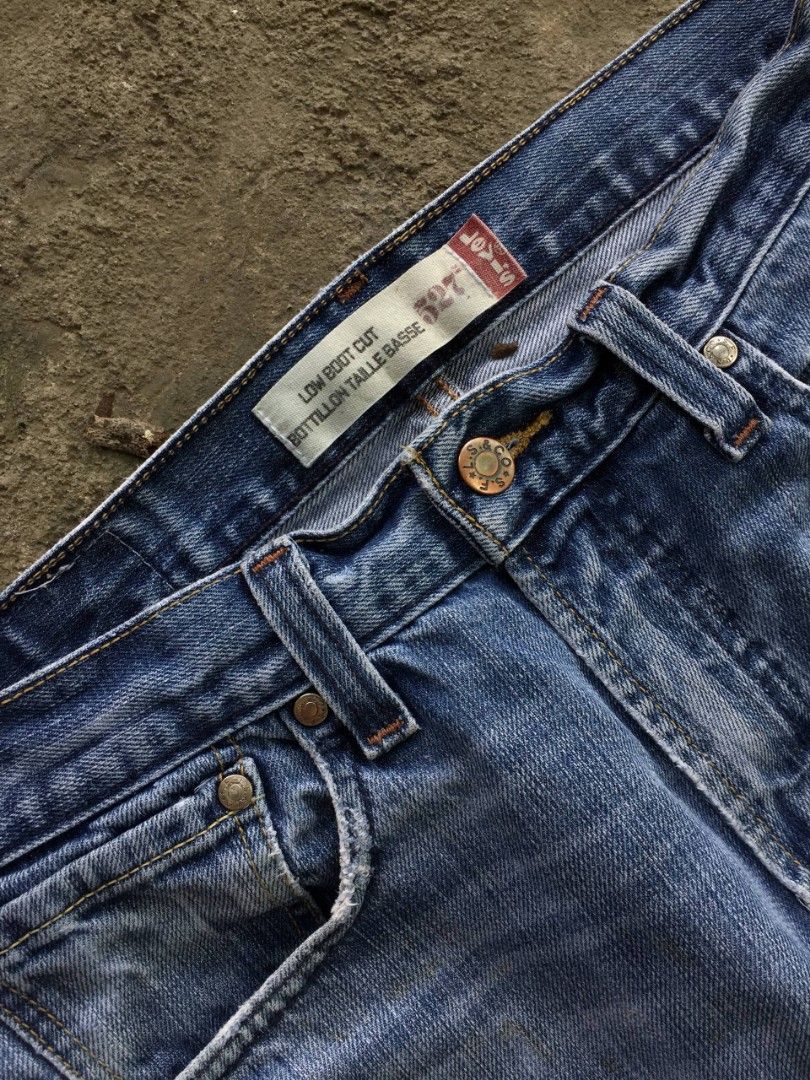 Levi's Bootcut (Category: Jeans) located in Calamba. Submitted by mysticcat-5ccee5 (Listing ID 1465054711, Image 3). Description: 📌Levi’s Low Boot Cut Jeans Size 31 on Tag Dimes💸 Waist-32 Length-41 Hem-9.5 Good to Used Condition 7/10 Cr Issue:Heeldrag/Scratches/Pinhole 💸999+Shipping Fee.