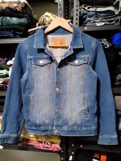 (Category: ) located in . Submitted by mjthrifted_second (Listing ID 1465027171, Image 1). Description: .