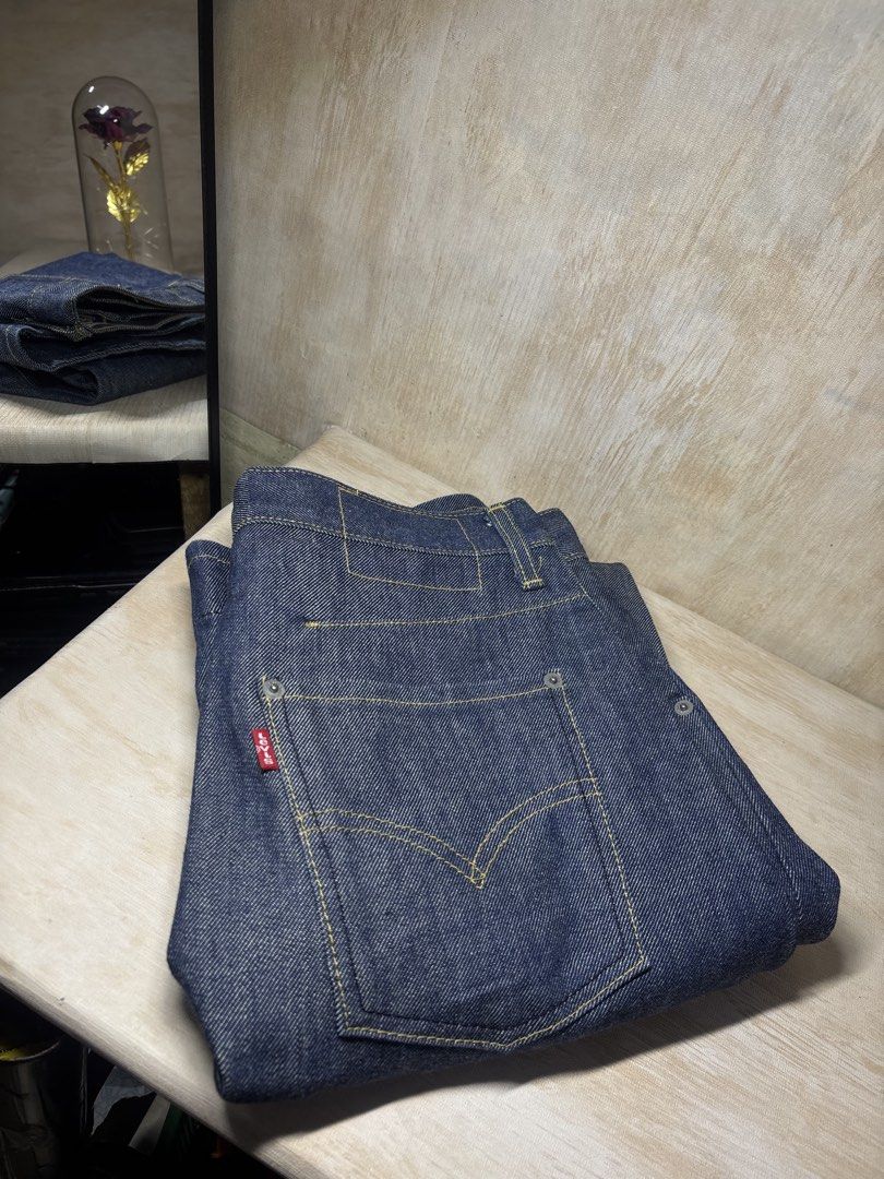 LEVIS ENGINEERED DENIM PANTS MADE IN JAPAN (Category: Jeans) located in Cabuyao City. Submitted by pormanation-thrift-store (Listing ID 1465170508, Image 2). Description: LEVIS ENGINEERED DENIM PANTS MADE IN JAPAN Condition: LIKE NEW Color rate: 10/10 (PWEDE SA MASELAN) Size: 31 Dimes: 31”Wx41.5”L Issue: NONE‼️ Price: 2200.