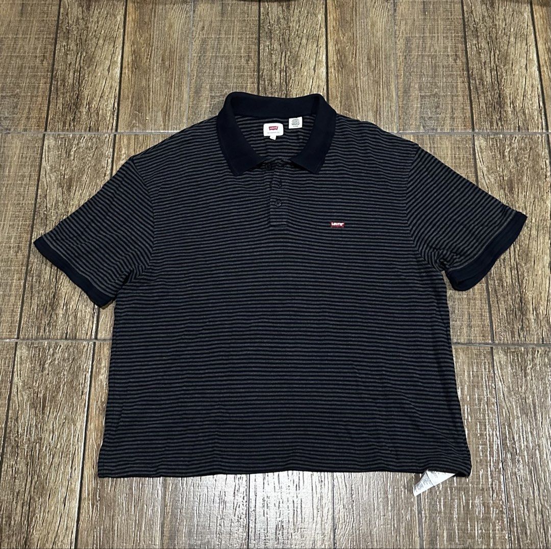 LEVIS POLO CROPED (Category: Tshirts & Polo Shirts ) located in Manila. Submitted by urban.vintage (Listing ID 1464973138, Image 1). Description: ISSUE: CROPPED (NEED WASH) MOP :GCASH (NO COD) SHIP VIA: LALAMOVE & J&T LOCATION: PASIG CITY LENGTH: 26 WIDTH :23.