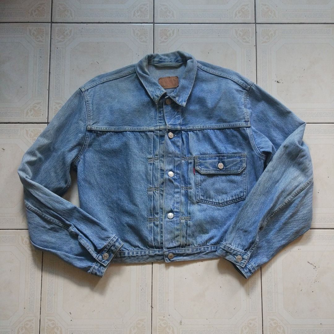 Levis Type 1 Denim Jacket L (Category: Coats, Jackets and Outerwear) located in Pasay City. Submitted by denimdude.ph (Listing ID 1465073569, Image 1). Description: boxy cut light marks and fabric knot, last pics.