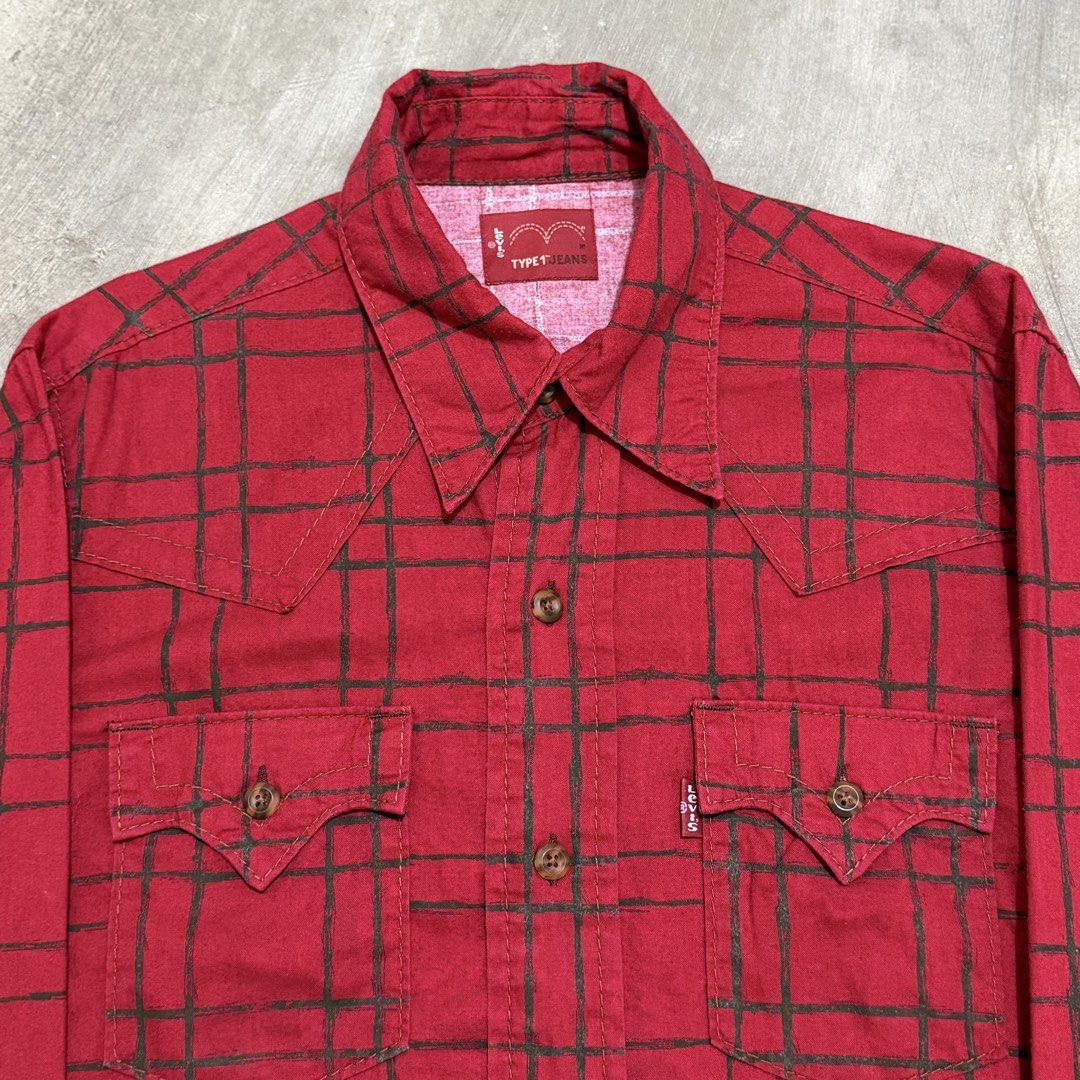Levi’s Type 1 Red Check Western Shirt (Category: Tshirts & Polo Shirts ) located in Dinalupihan. Submitted by brokencasket (Listing ID 1465146654, Image 2). Description: Levi’s Type 1 Red Check Western Shirt Fits M-L. Measurements on photo. .