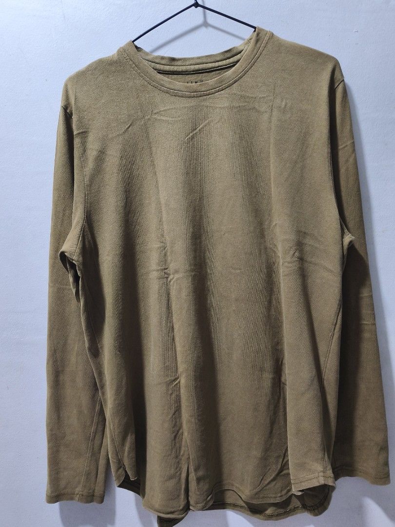 LINK Brown Long sleeve cotton (Category: Tshirts & Polo Shirts ) located in Santa Rosa. Submitted by 1998_m.a. (Listing ID 1465048397, Image 1). Description: .