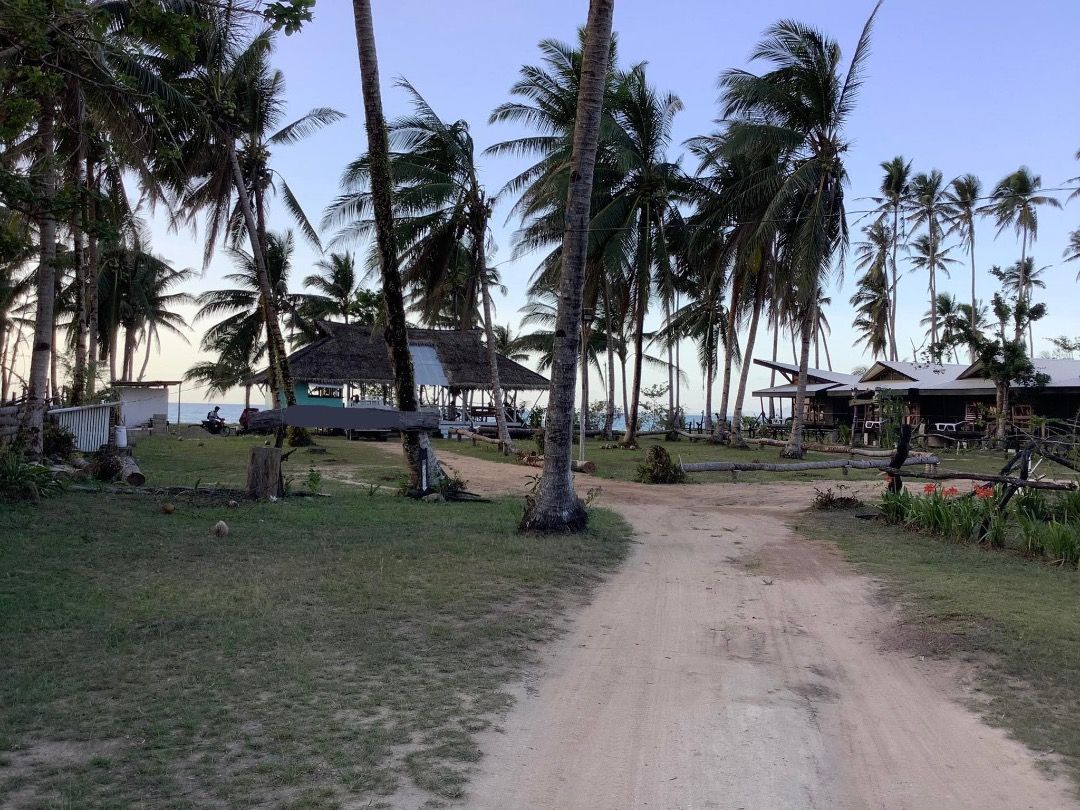 Long Beach, San Vicente, Palawan resort (Category: Commercial) located in Quezon City. Submitted by jmpgutierrez (Listing ID 1464983053, Image 2). Description: For sale: Long Beach, San Vicente, Palawan resort Long Beach, Inarayan, San Vicente, Palawan Lot area: 4,812 sqm Floor area: 2,321 sqm Beach resort Built 2019 9 villas Restaurant 50-meter frontage 50-meter shoreline Clean title Direct to seller Asking price: PHP 120,000,000 https://www.pgr