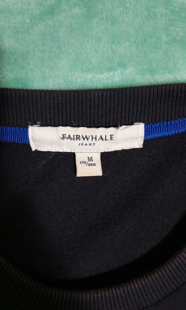 Long sleeve (Category: Coats, Jackets and Outerwear) located in Cebu City. Submitted by hvthrift (Listing ID 1465108302, Image 3). Description: Size M on tag Dimes - W20 x L27 need wash.