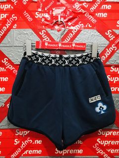 (Category: ) located in . Submitted by ghettogoods (Listing ID 1465170568, Image 1). Description: .