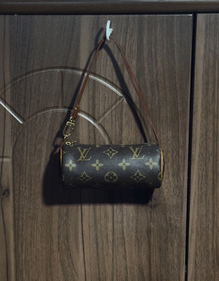 Louis vuitton monogram Papillion (Category: Luxury Bags & Wallets) located in Manila. Submitted by maning345 (Listing ID 1465144971, Image 1). Description: For sale🔥🔥🔥 Timeless Vintage Elegance. ✨ Authentic Louis Vuitton Monogram Papillon Micro / Mini Pouch Condition:excellent@ Price:📩 #louisvuitton.